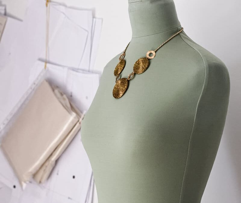 “¡Adelante! Gracias por visitarme, ¿en qué puedo ayudarte?” 🌹❤